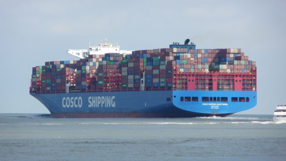 Cosco Containerschiff